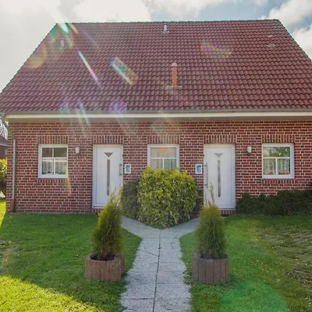 Haus Leuchtturm - Flut * Krummhörn