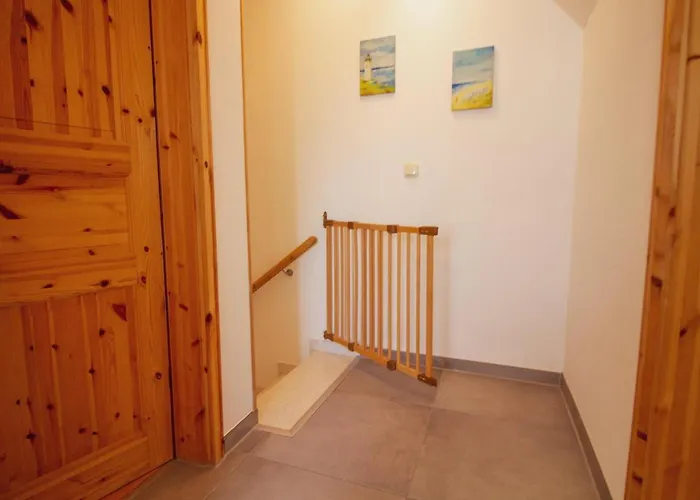 Haus Leuchtturm - Flut * Krummhörn